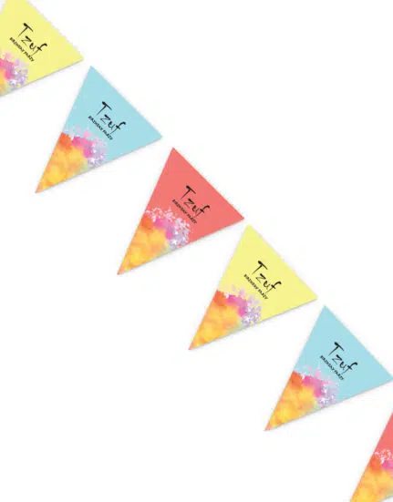 גרלנדת דגלים בעיצוב טאי די לארגון יום הולדת TYE DYE
